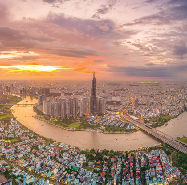 Toàn cảnh đô thị Việt Nam lúc hoàng hôn